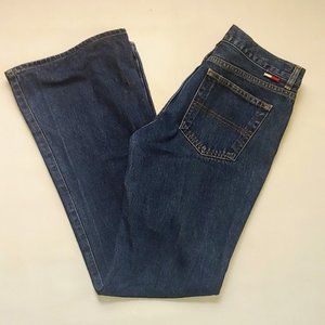 Tommy Hilfigre boot cut jeans. Size 9